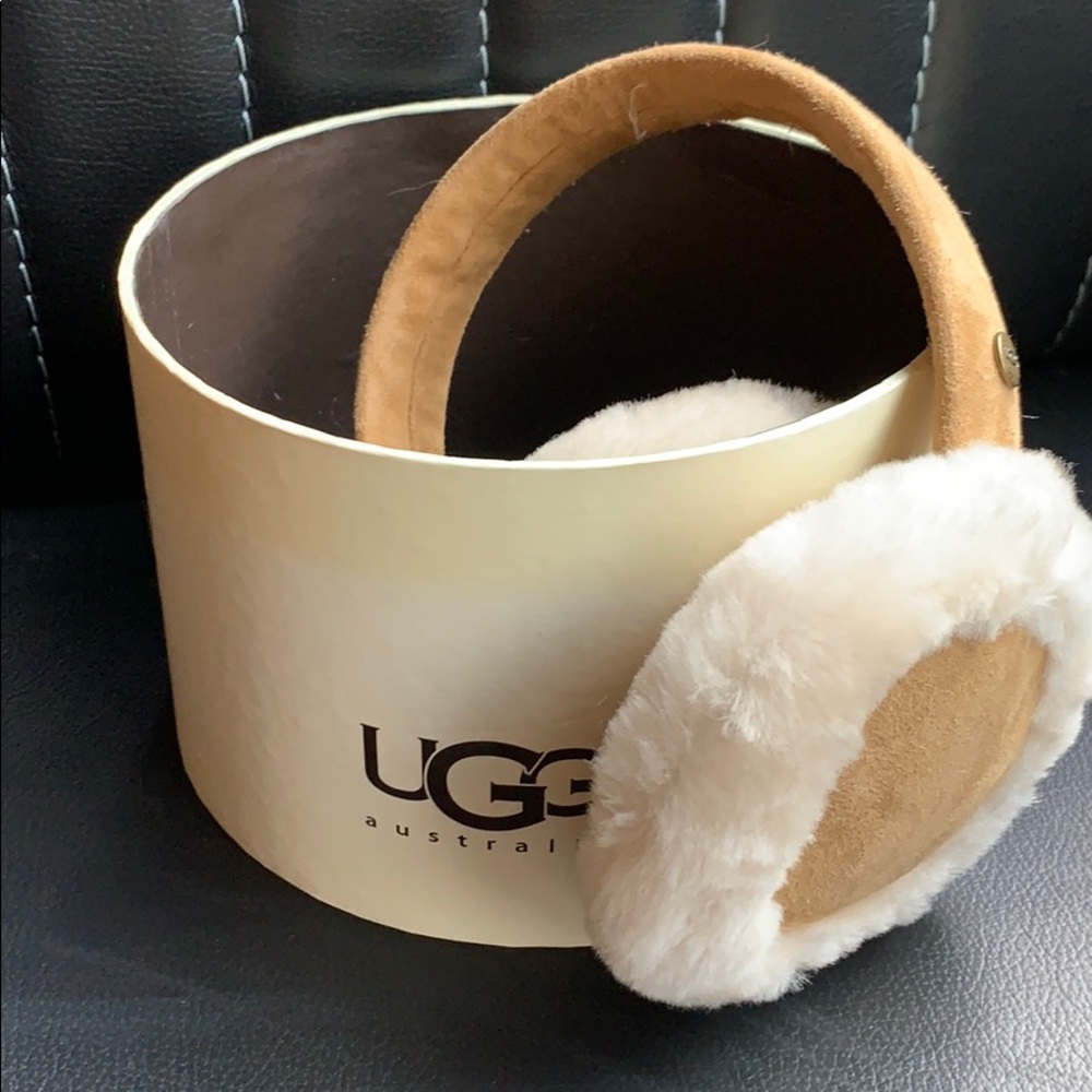 Ugg Ear warmers